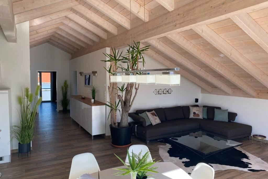 Lichtdurchflutete Wohnung Mit Grosser Dachterrasse Bruckmühl Εξωτερικό φωτογραφία
