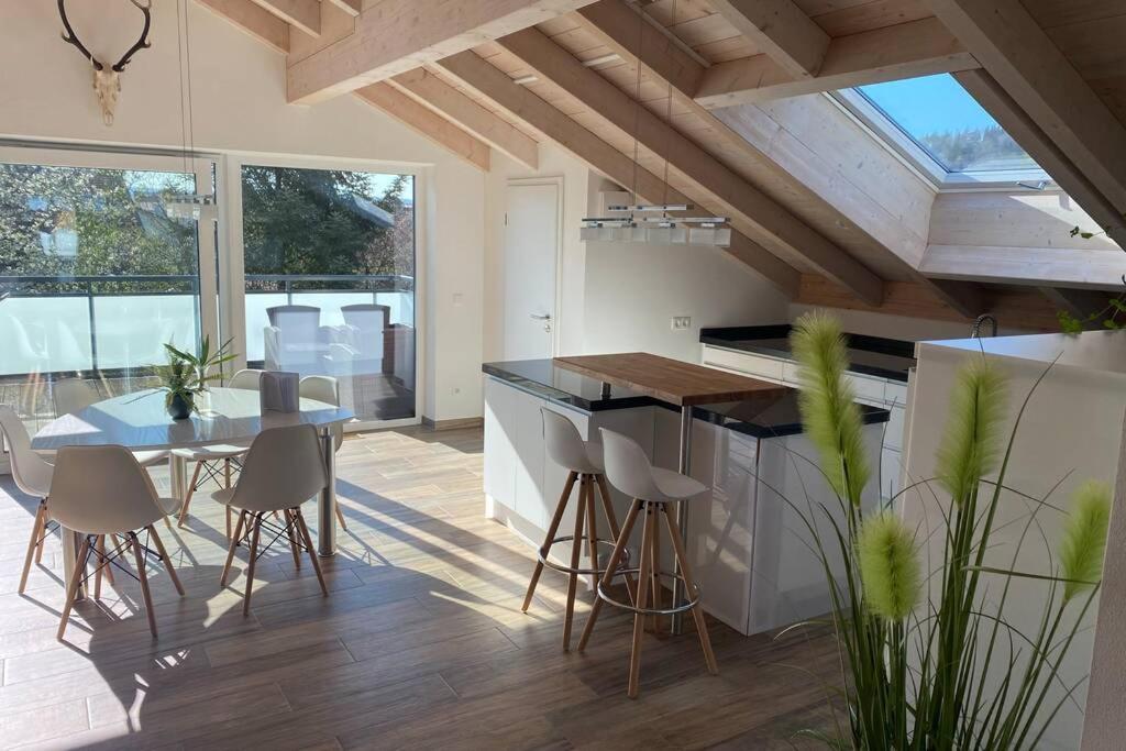 Lichtdurchflutete Wohnung Mit Grosser Dachterrasse Bruckmühl Εξωτερικό φωτογραφία